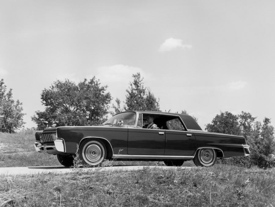  Imperial Crown Hardtop Sedan (BY1-M) 1966 года  (фото 1 из 4)